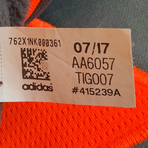 Adidas Hoodie Fleece-Lined Embroidered Neon Logo - Picture 5 of 6